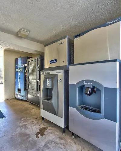 6-phoenix, Az - East 2*