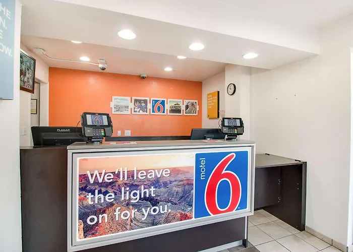6-phoenix, Az - East Hotel 2*