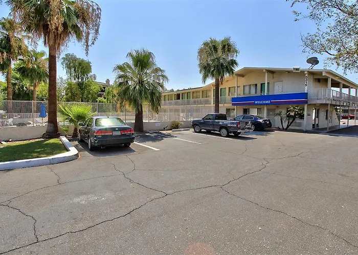 6-phoenix, Az - East Phoenix