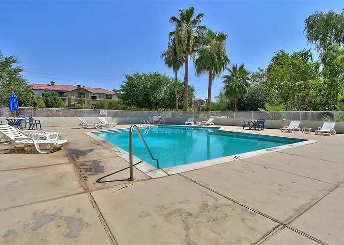 6-phoenix, Az - East Phoenix